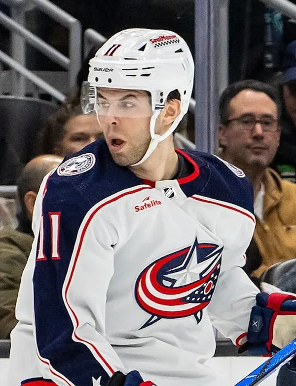 Adam Fantilli’s first-period finish against Jordan Binnington helps Blue Jackets edge Blues in St. Louis