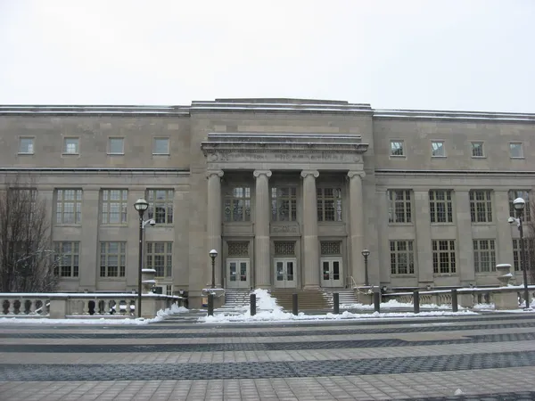 Multiple Columbus-area school districts report bomb threat emails as FBI and local agencies coordinate responses